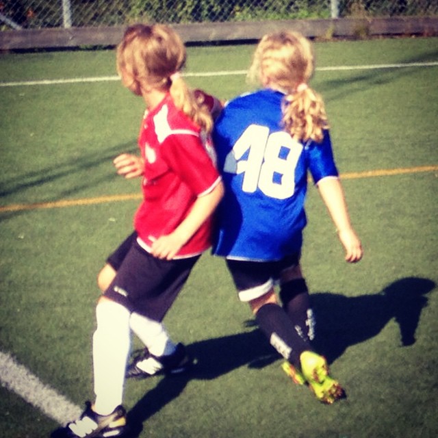 kusiner i fotbollsmatch