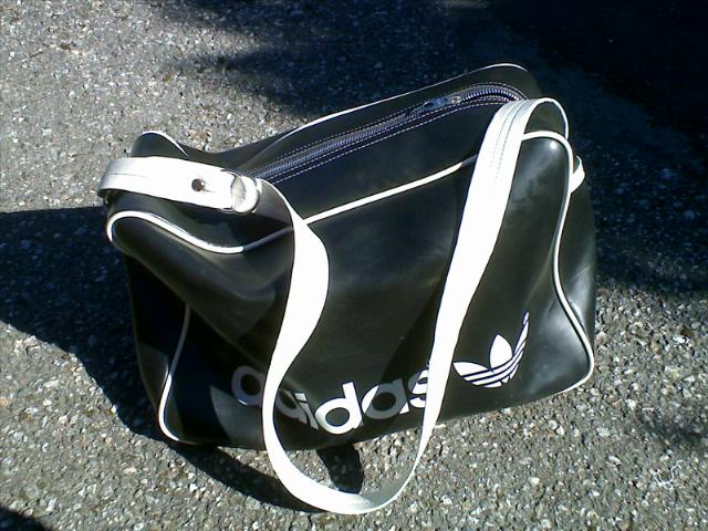 adidasväska