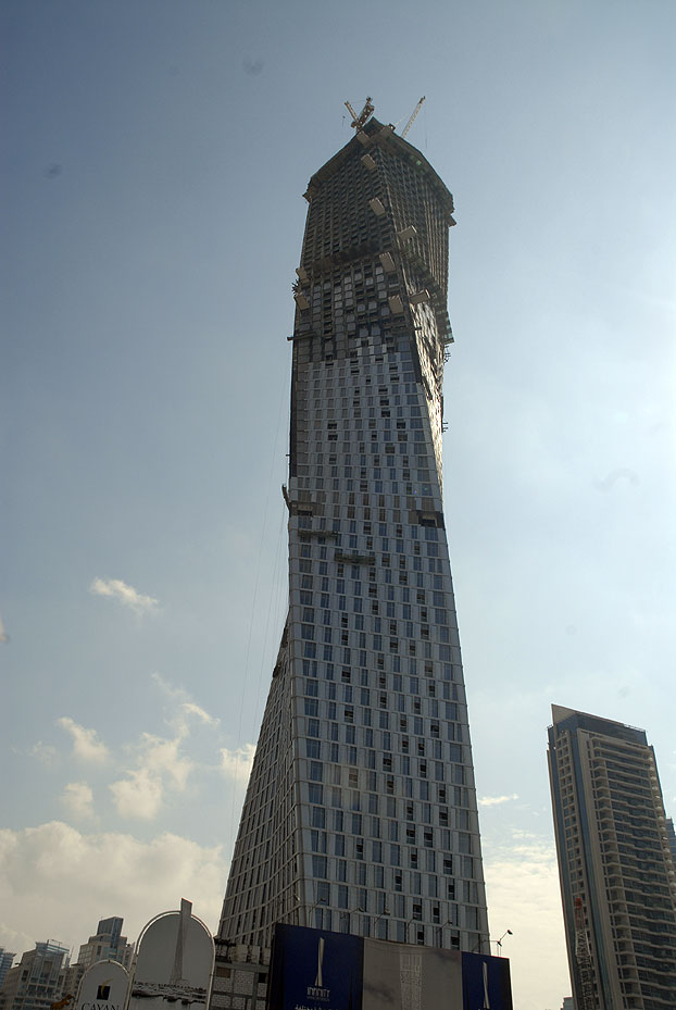 Dubai turning Torso